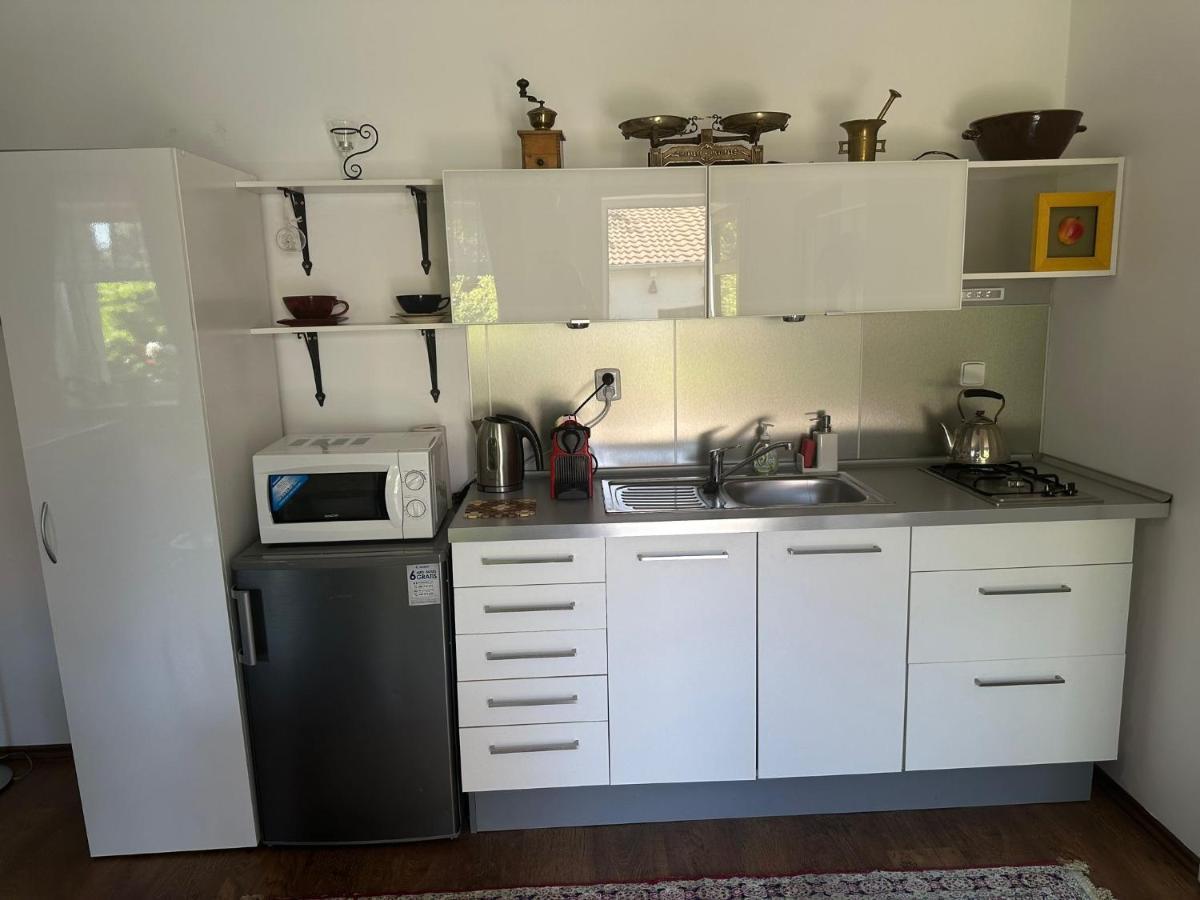 Apartman U Jezirka Velke Prilepy Bagian luar foto